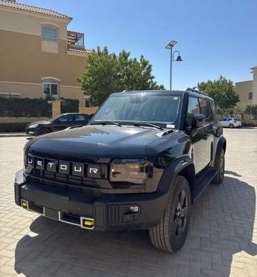 إيجار سيارة جيتور مع سائق في القاهرة