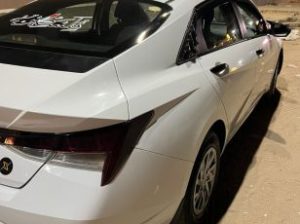 سيارة هيونداي إلنترا للإيجار – راحة وفخامة