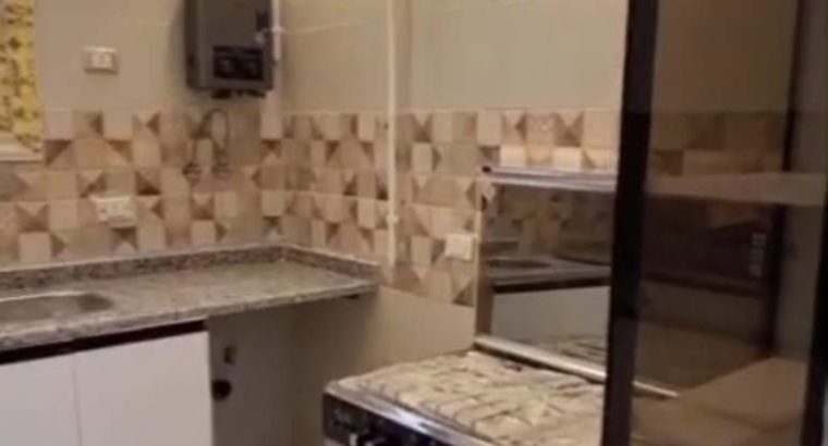 شقه للبيع 220 متر