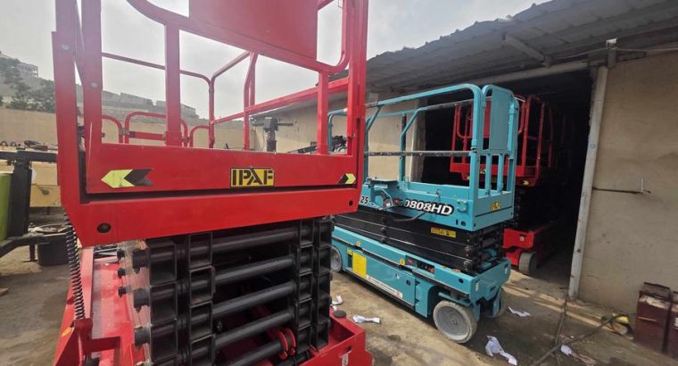 Scissor lift for rent in Jeddah, 12 mete