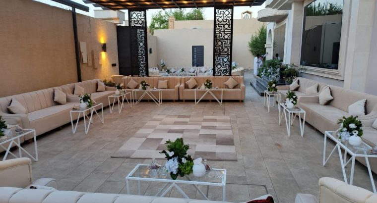 للحفلات تأجير كراسي طاولات طعام(0555833900)