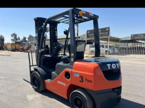 رافعات شوكيه