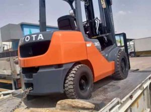فوركلفت للإيجار الدمام -Forklift – daily