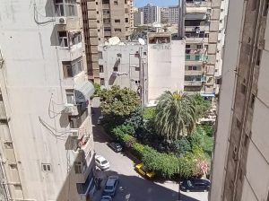 شقه فى تعاونيات سموحه للبيع ١٠٢م²