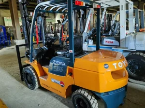 Forklift Rental Dammam ❖ Heavy Duty Forklift