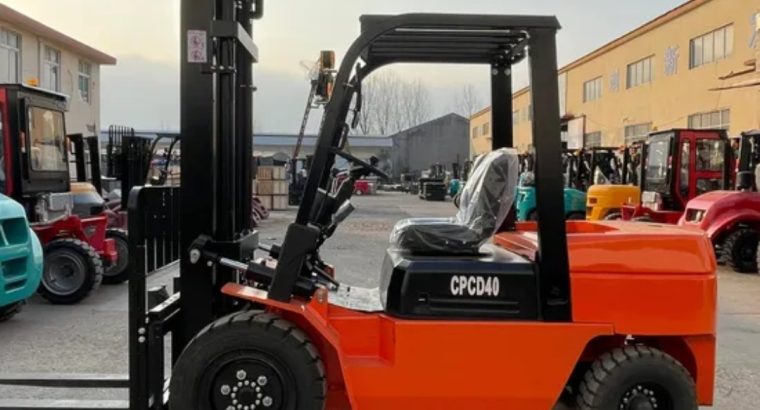 رافعات شوكيه للايجار فوركلفت للايجار