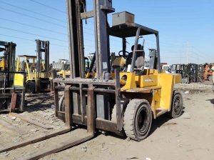 Forklift rental Dammam