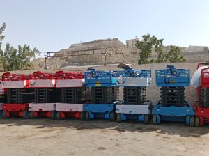 سيزر لفت Scissor lifts  للإيجار في الدمام