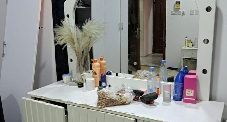 دينا طش الأثاث القديم بالرياض...